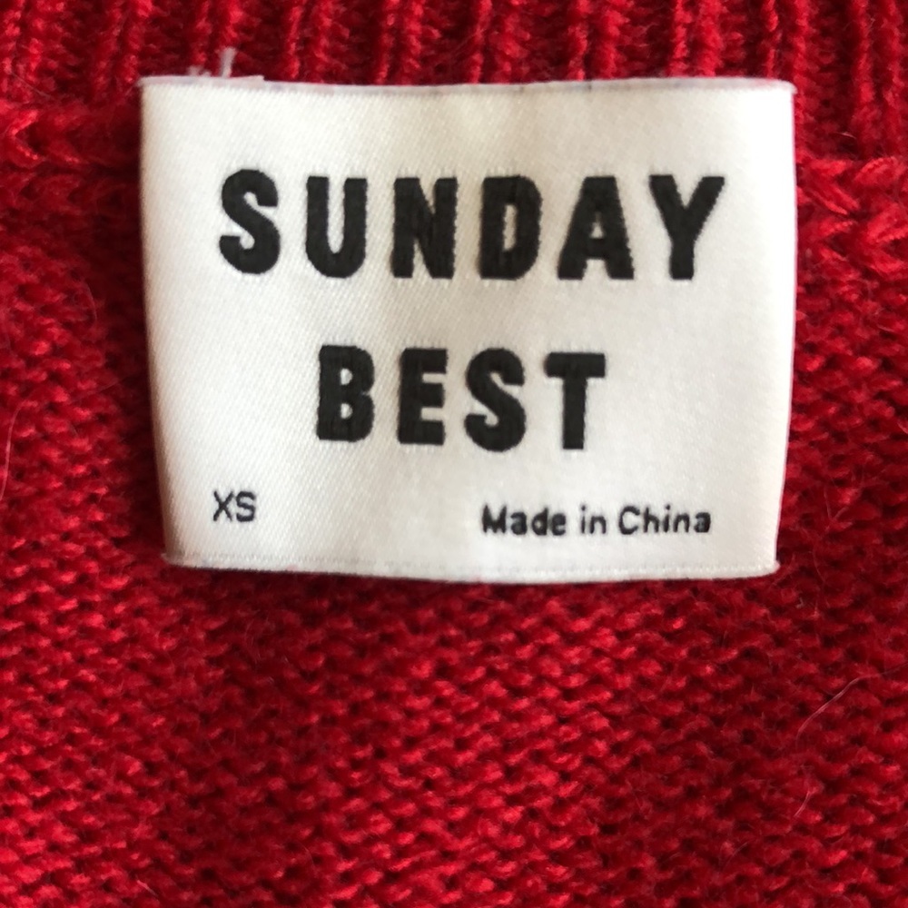 Aritzia Sunday Best Red V-Neck Cropped Sweater XS - Picture 6 of 8